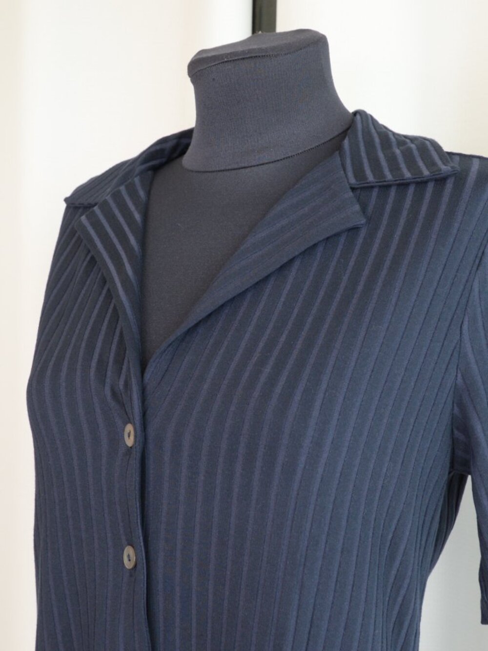 NWT Banana Republic Navy Ribbed Button Up Shirt Sz M - Picture 6 of 7